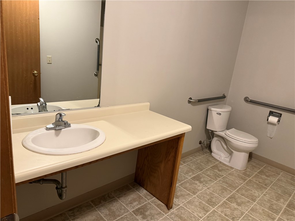 538 Woodridge Court #2 Menomonie WI 54751 1597412 image12