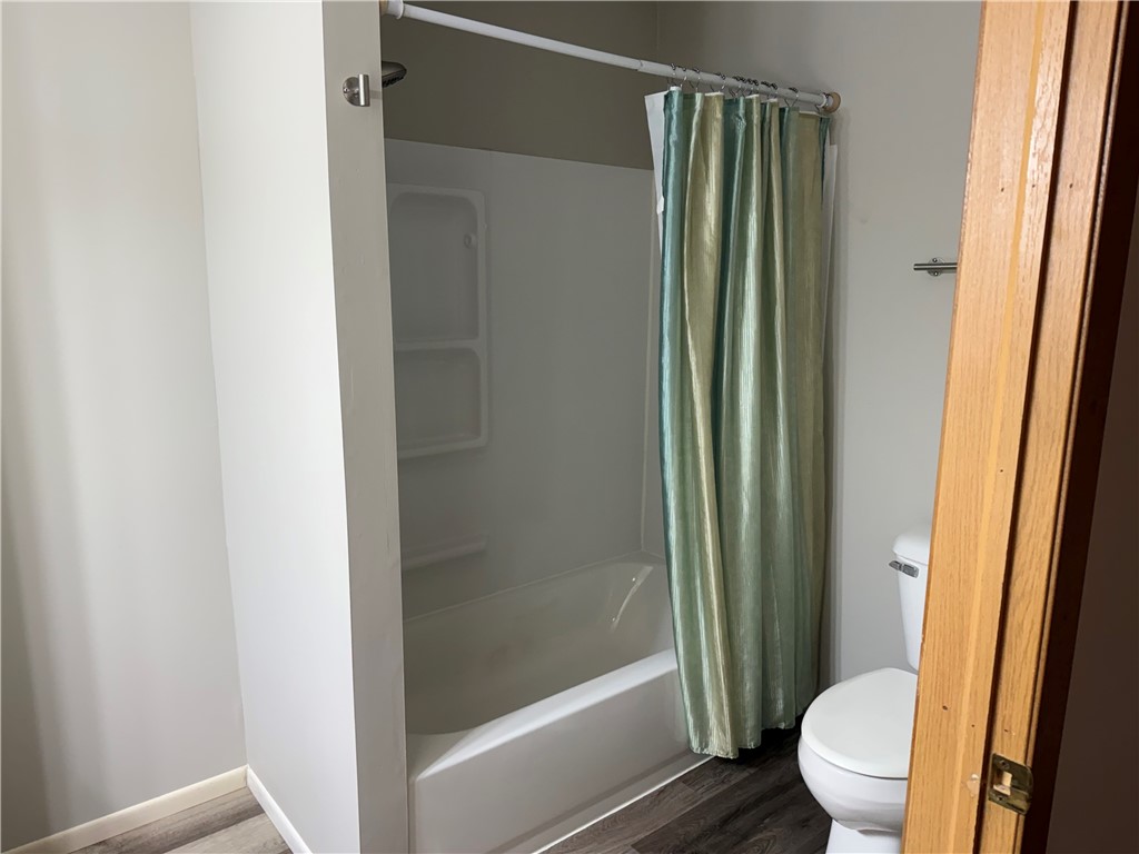 538 Woodridge Court #2 Menomonie WI 54751 1597412 image15