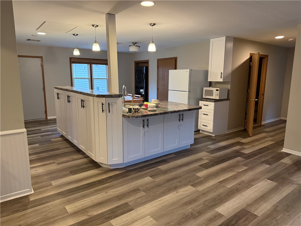 538 Woodridge Court #2 Menomonie WI 54751 1597412 image2