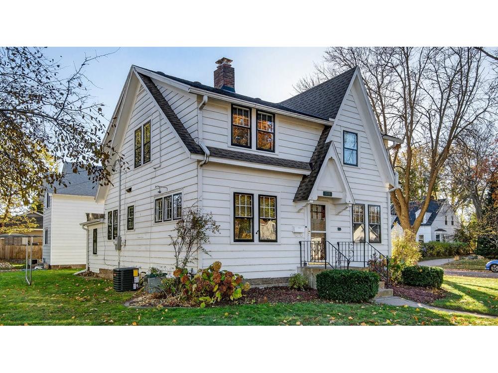 539 W Grand Avenue Eau Claire WI 54703 1596874 image1