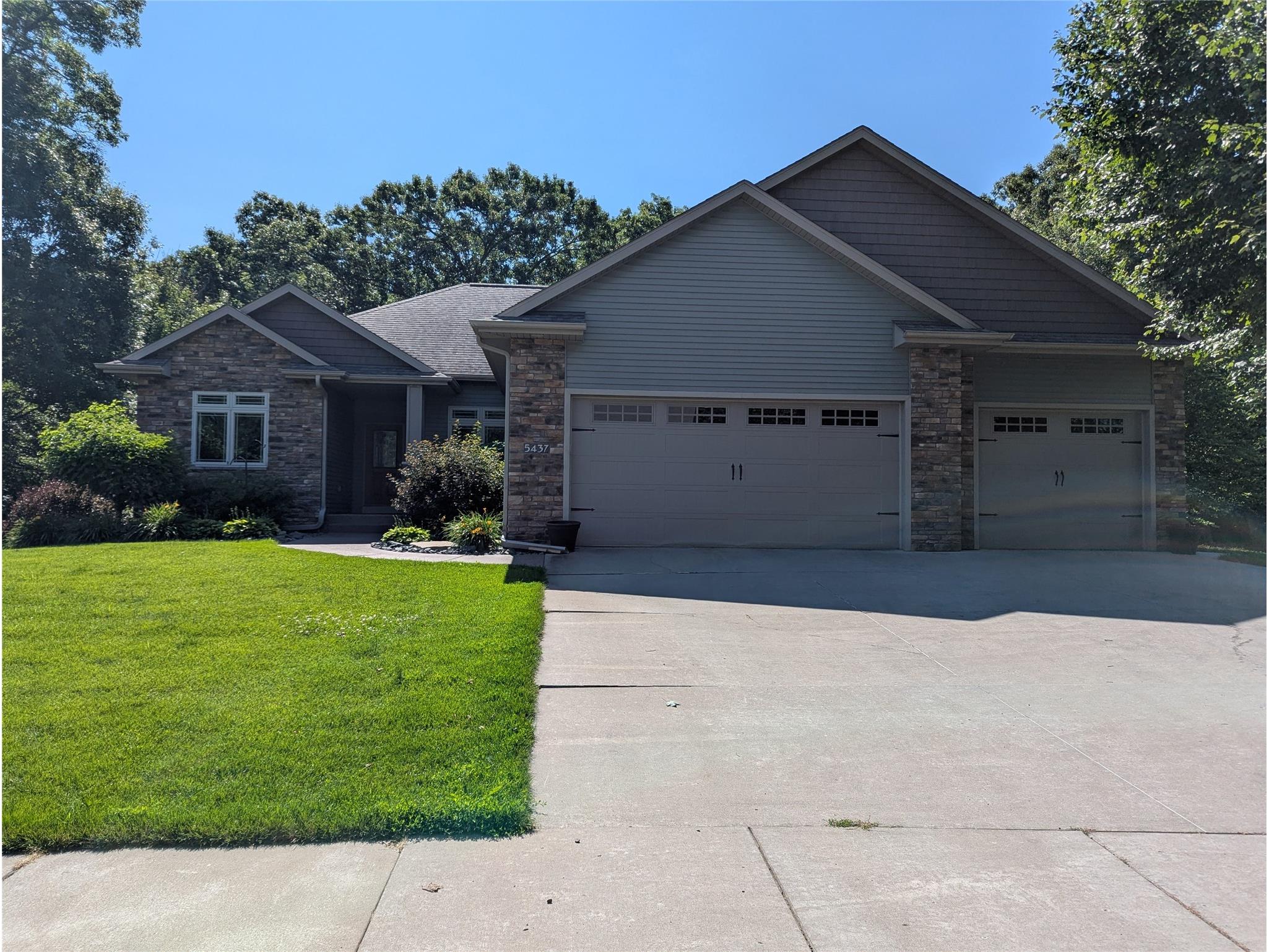 5437 Benjamin Street Eau Claire WI 54703 1602858 image1