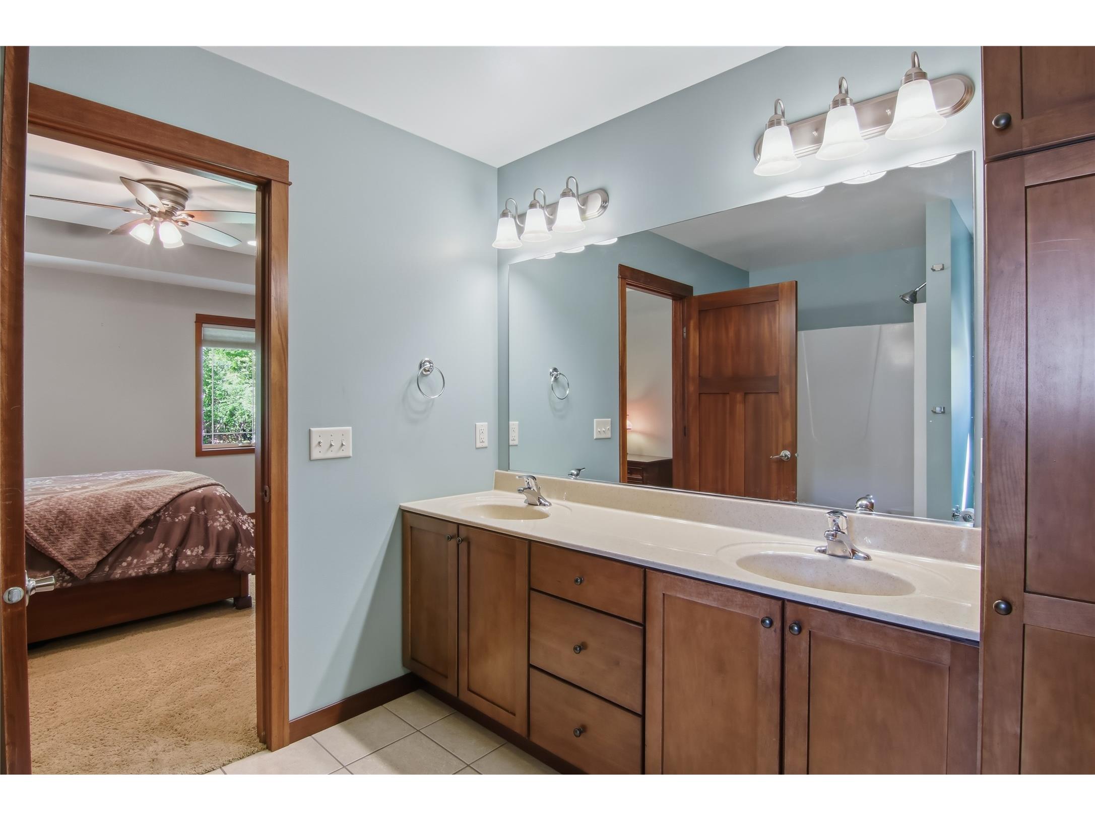 5446 Benjamin Street Eau Claire WI 54703 1601136 image25