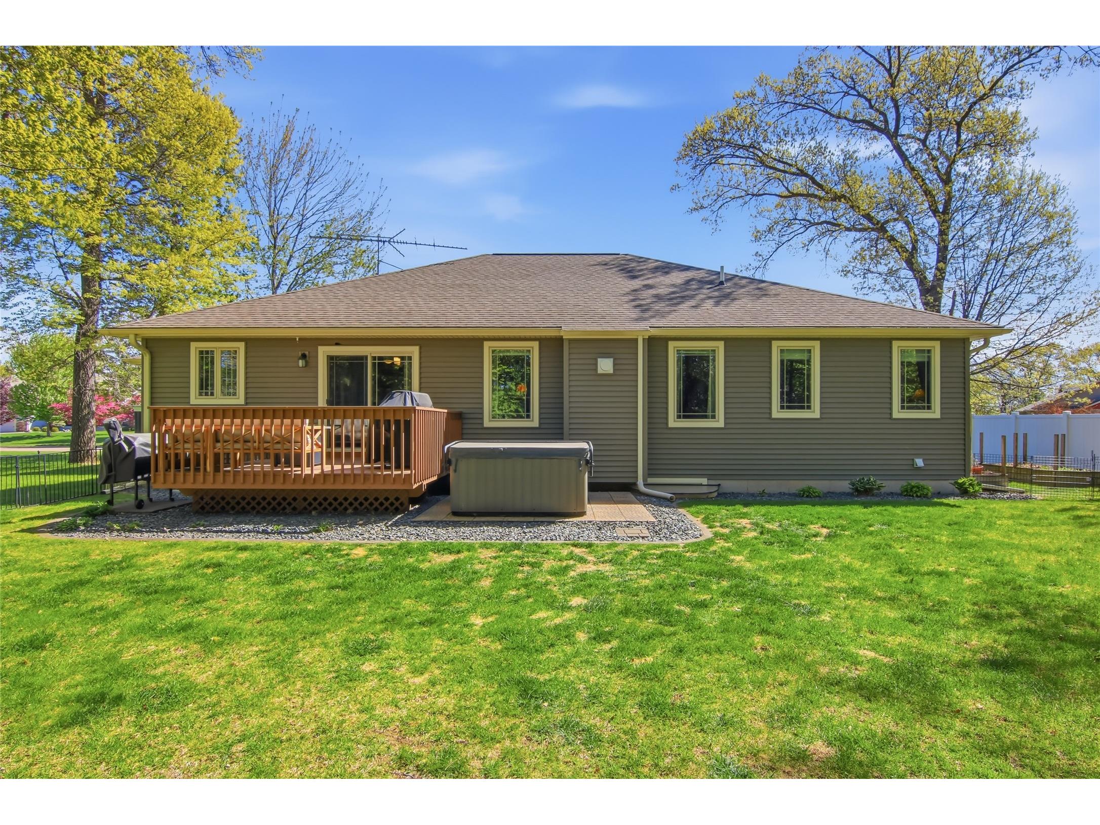 5446 Benjamin Street Eau Claire WI 54703 1601136 image45