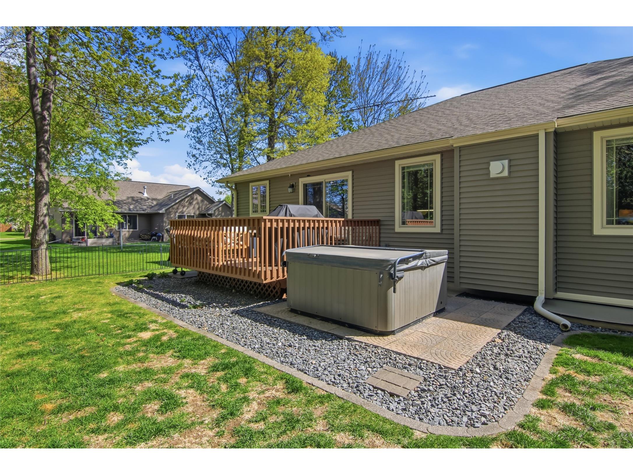 5446 Benjamin Street Eau Claire WI 54703 1601136 image48