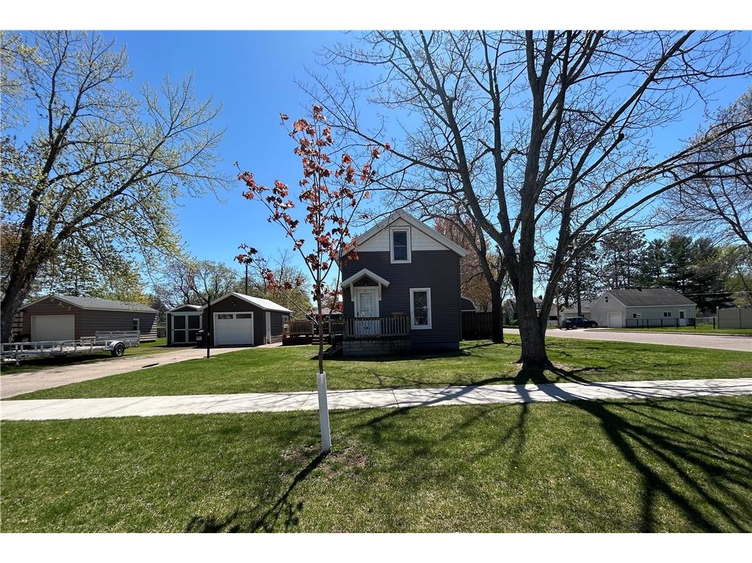 545 W Cedar Street Chippewa Falls WI 54729 1591289 image1