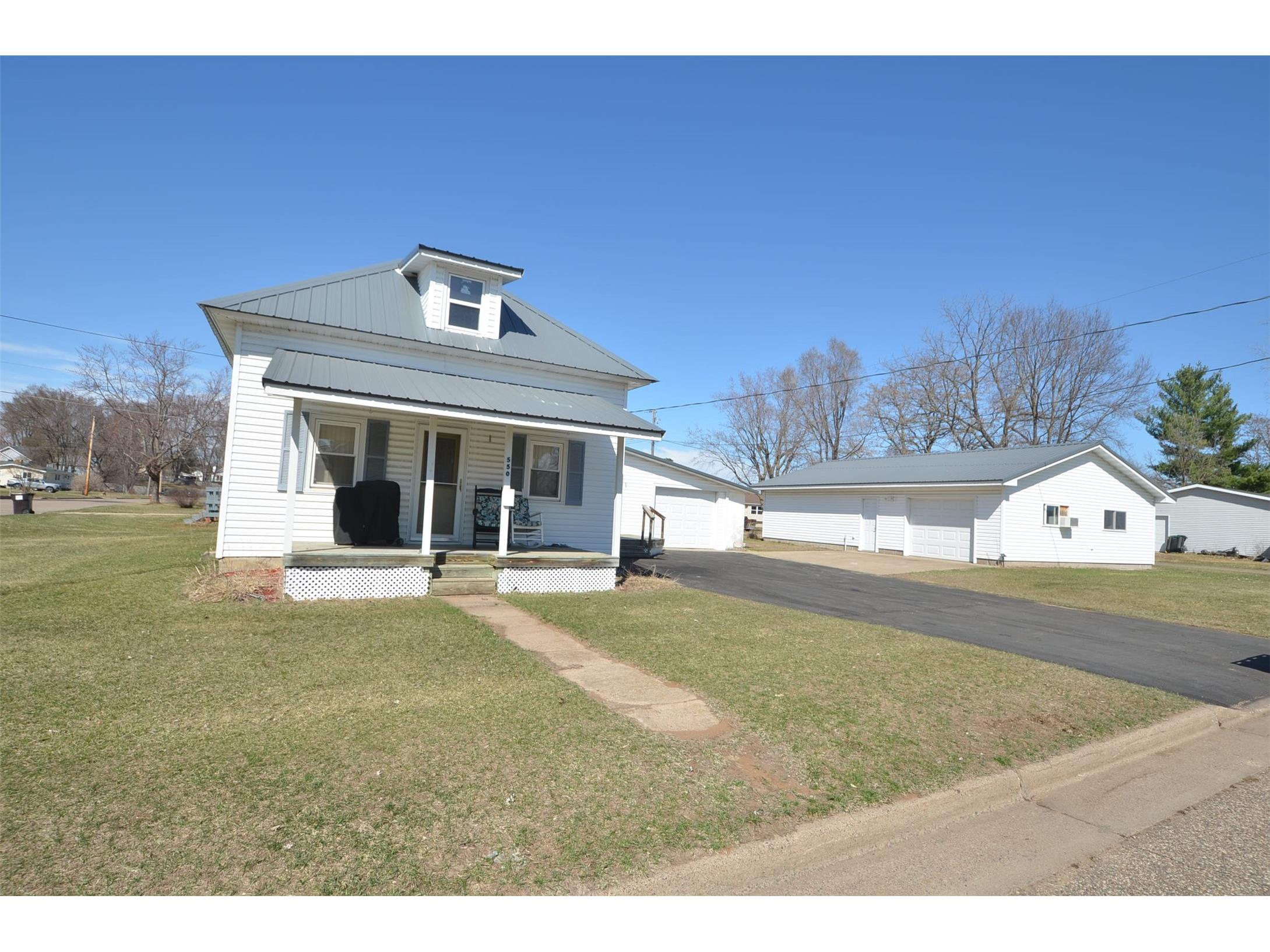 550 Gilman Street Mondovi WI 54755 1600047 image1