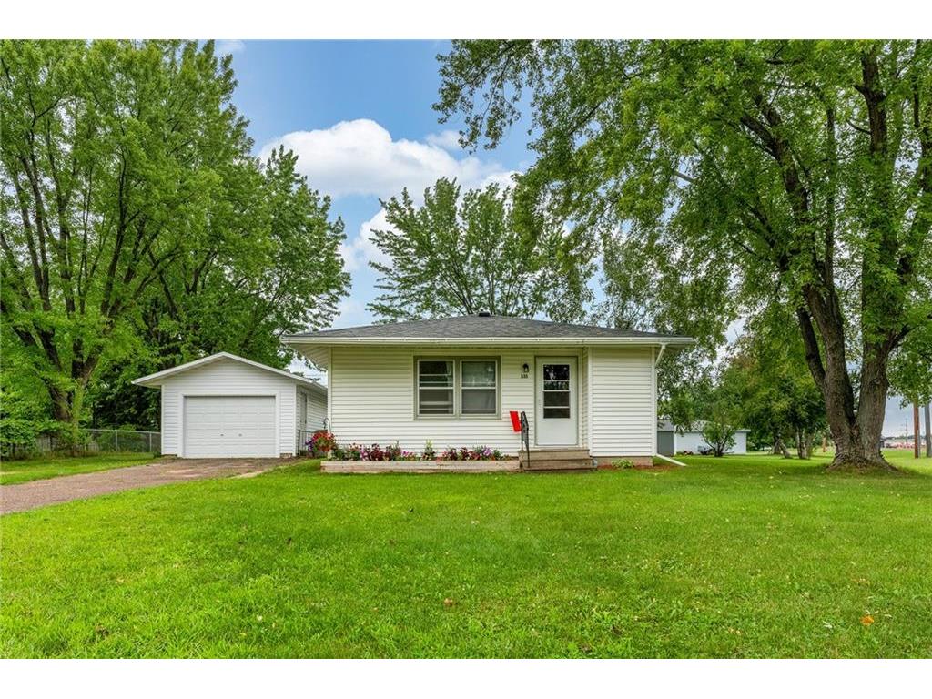 551 E Wisconsin Street Chippewa Falls WI 54729 1577125 image1