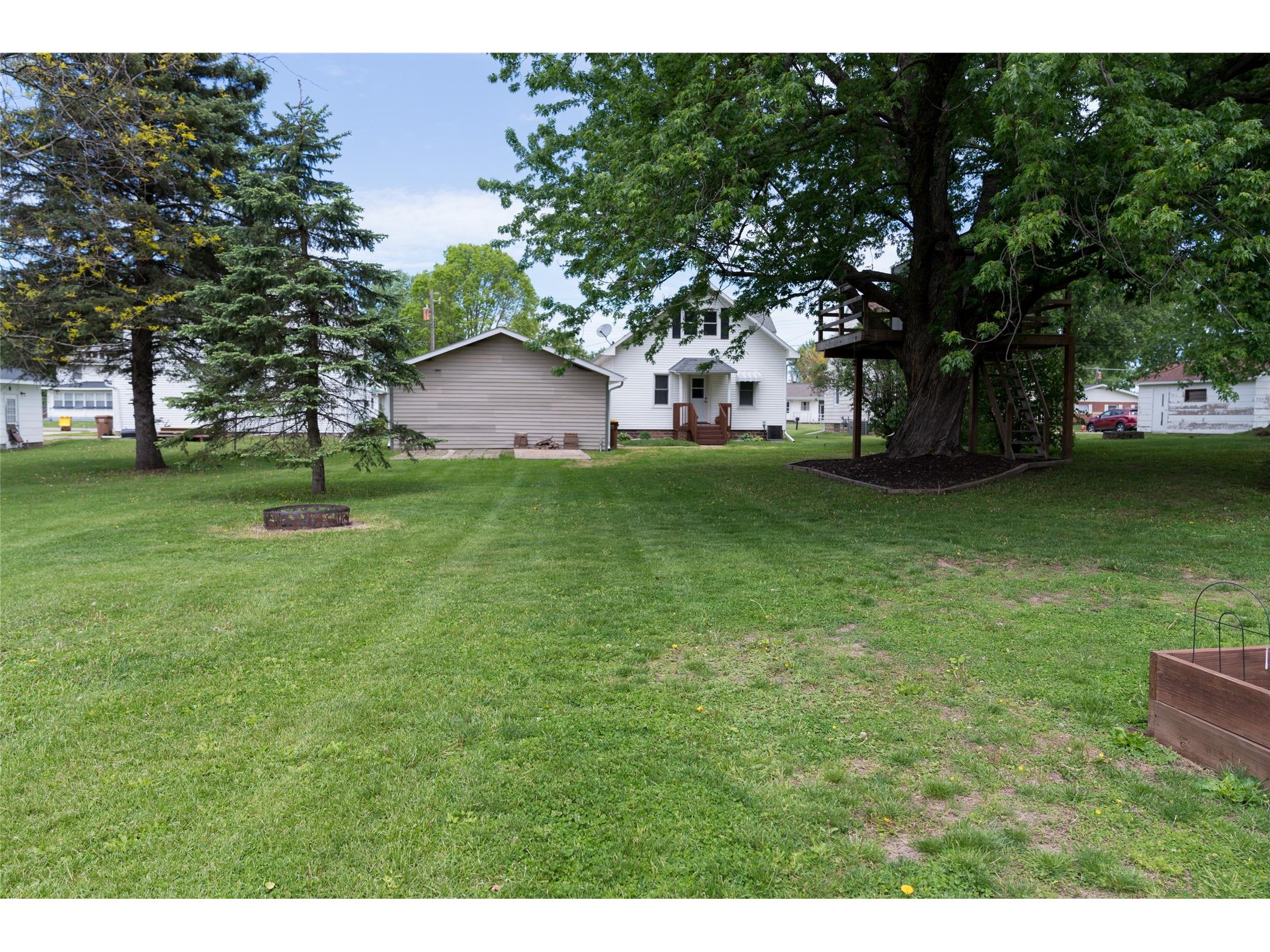 551 W Main Street Mondovi WI 54755 1601406 image48