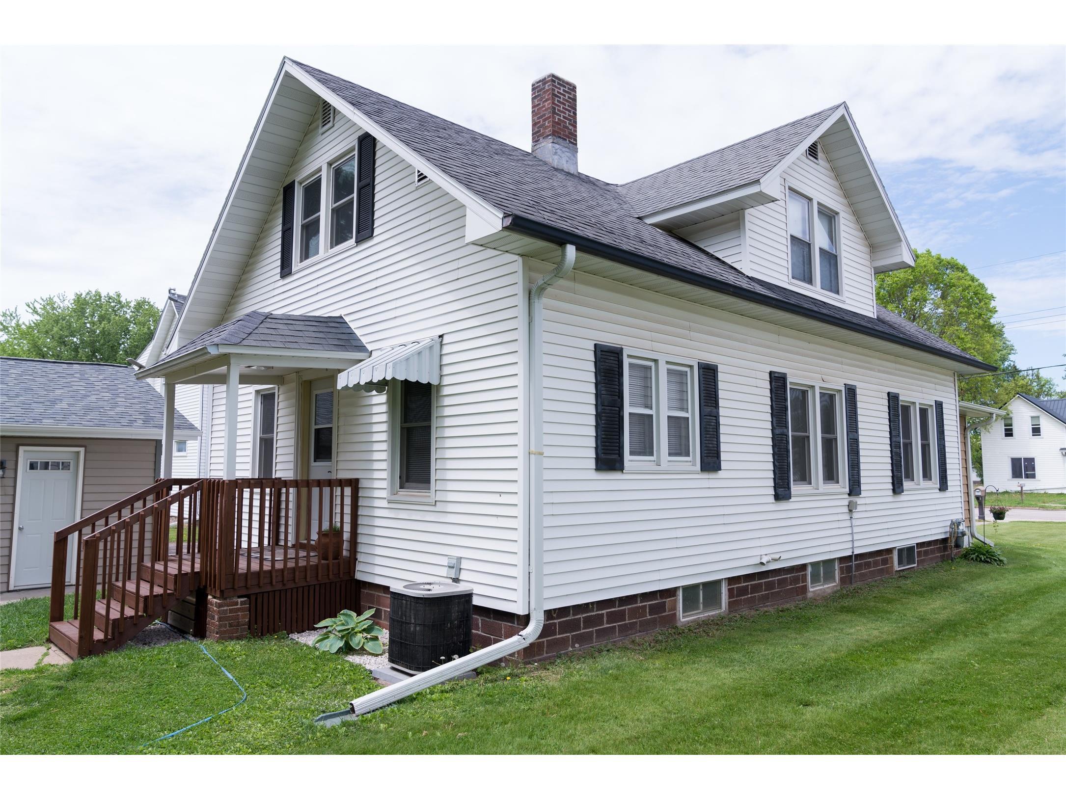 551 W Main Street Mondovi WI 54755 1601406 image54