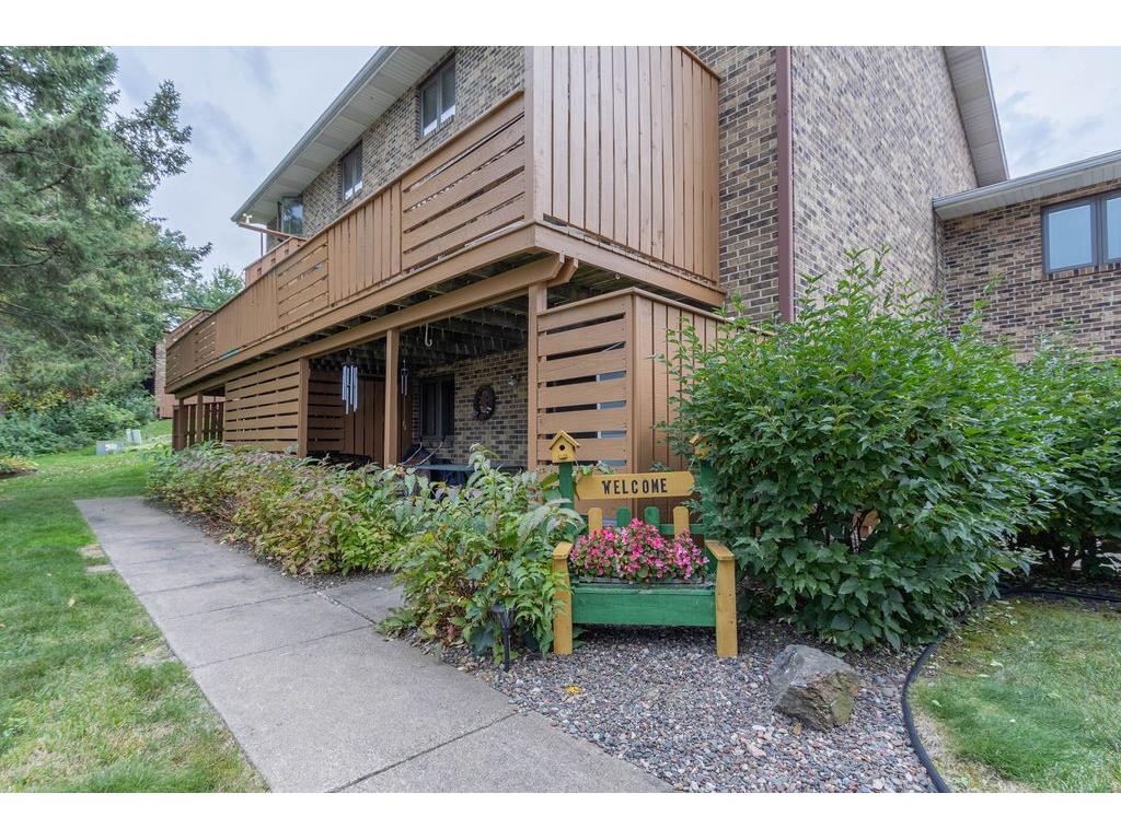 553 Goldsmith Street Chippewa Falls WI 54729 1595641 image1