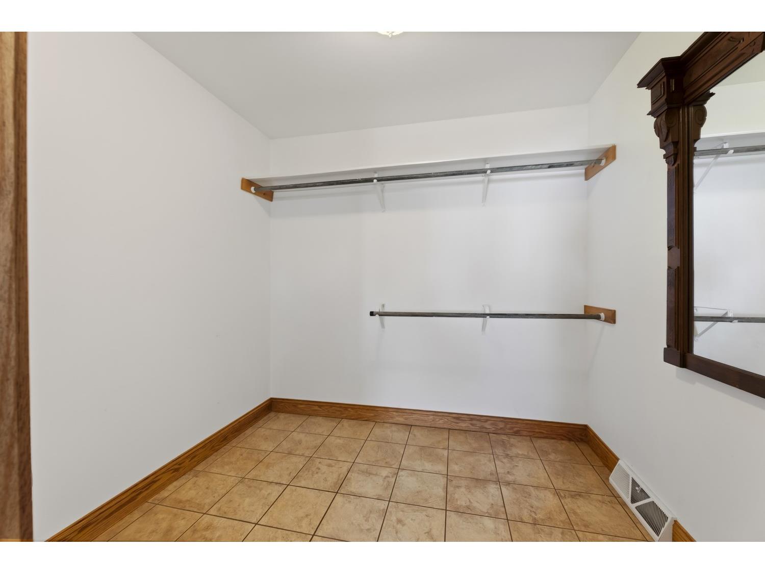 553 N County Road D Elmwood WI 54740 1600618 image25