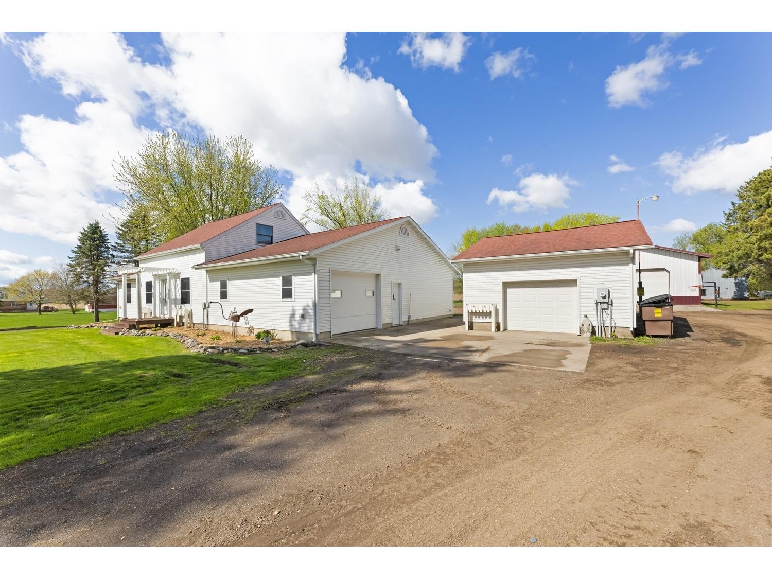 553 N County Road D Elmwood WI 54740 1600618 image3