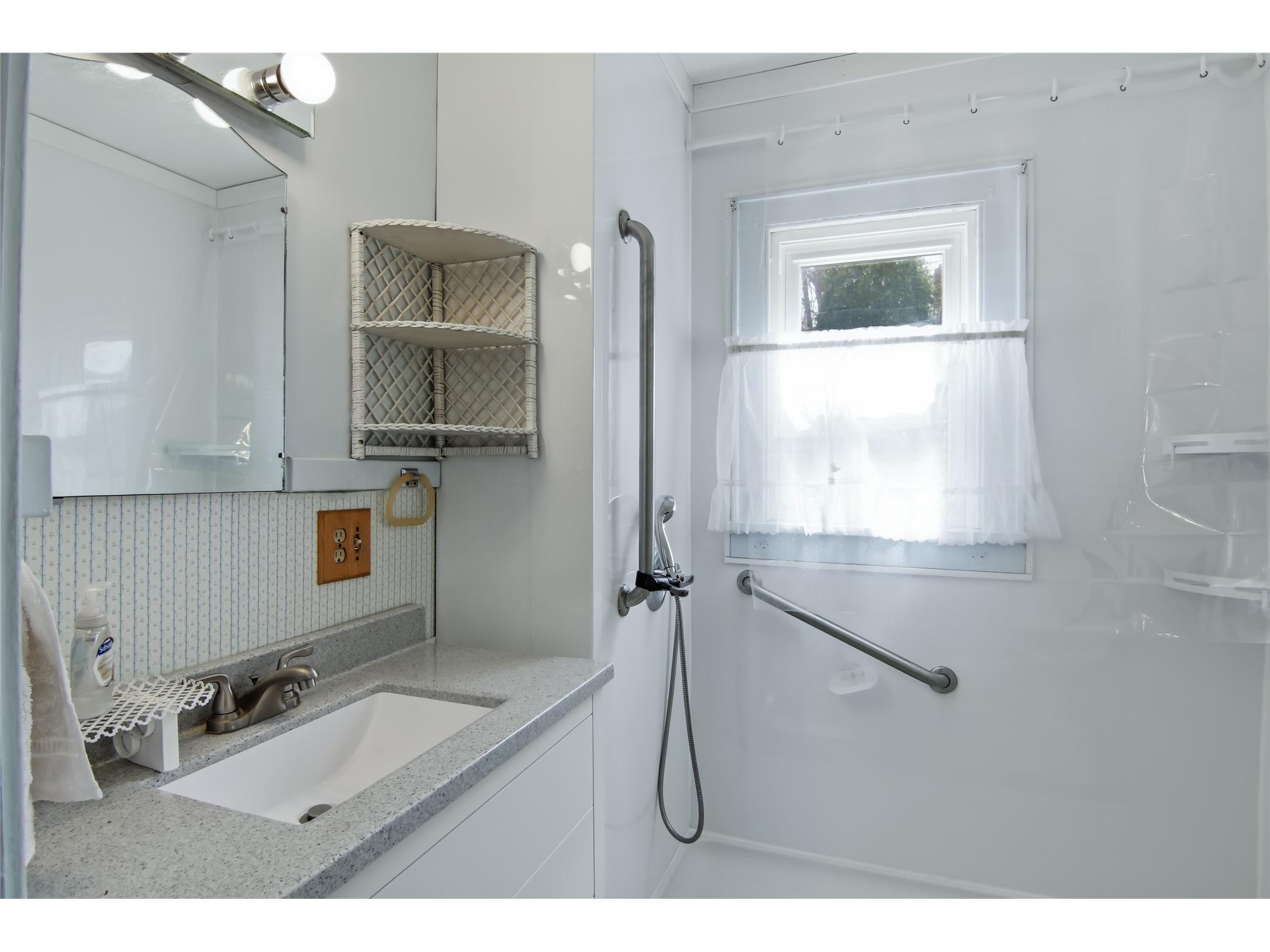 557 Bergen Avenue Eau Claire WI 54703 1599645 image17