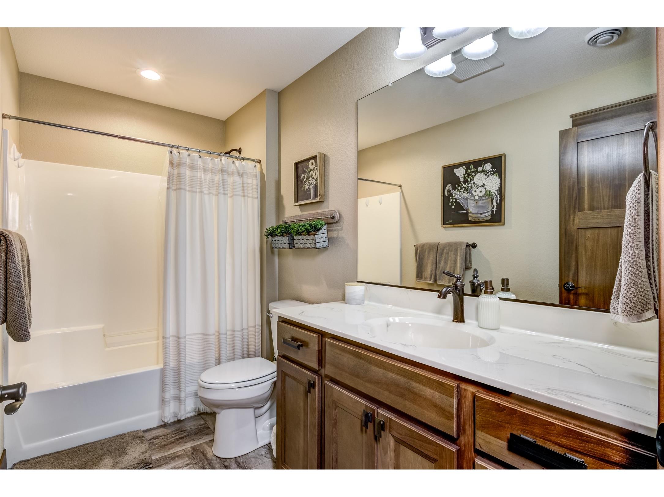5609 Green Park Drive Eau Claire WI 54703 1599523 image20