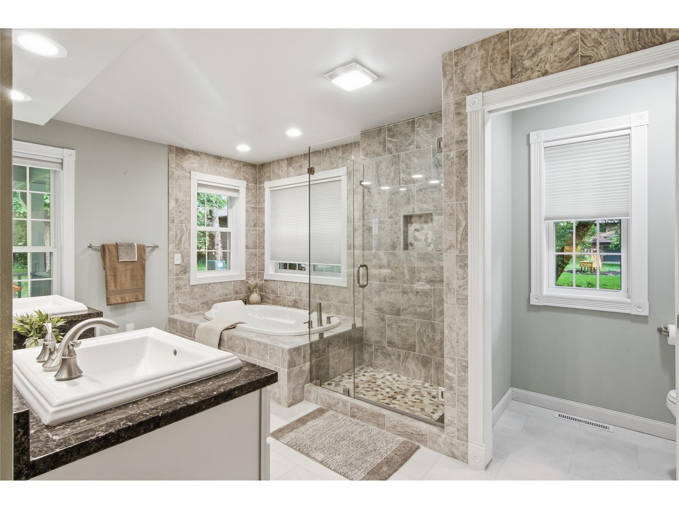 5640 Wild Rose Lane Eau Claire WI 54701 - Lowes 1602272 image40