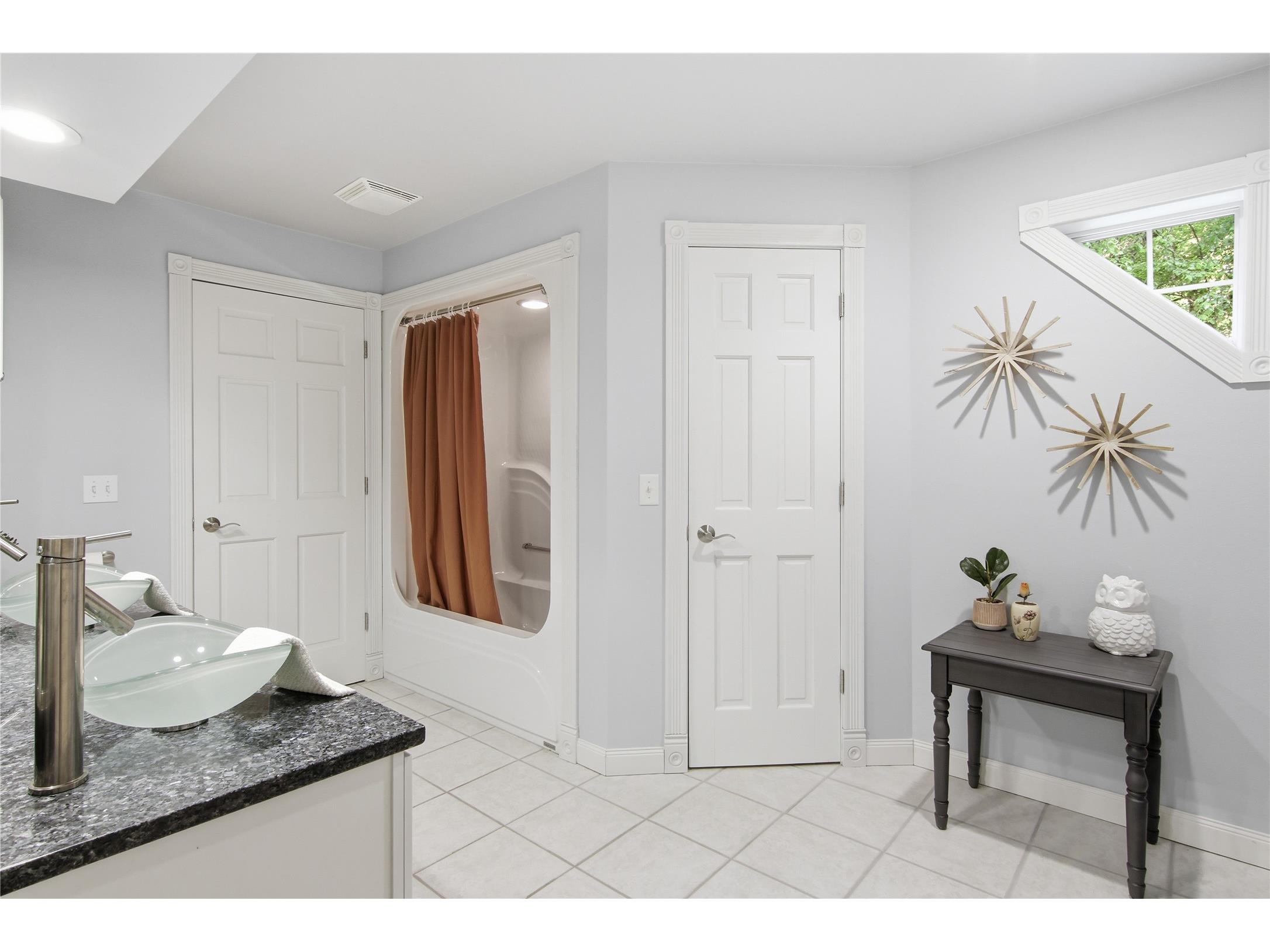 5640 Wild Rose Lane Eau Claire WI 54701 - Lowes 1602272 image46