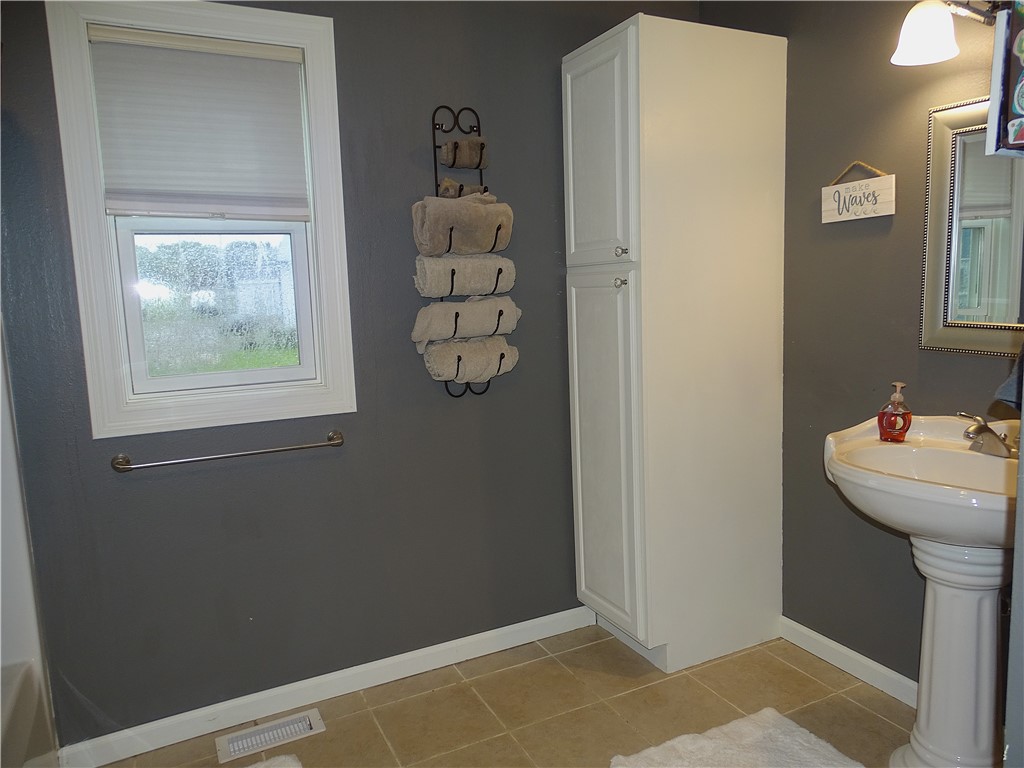 568 N Midway Road Menomonie WI 54751 1593058 image29