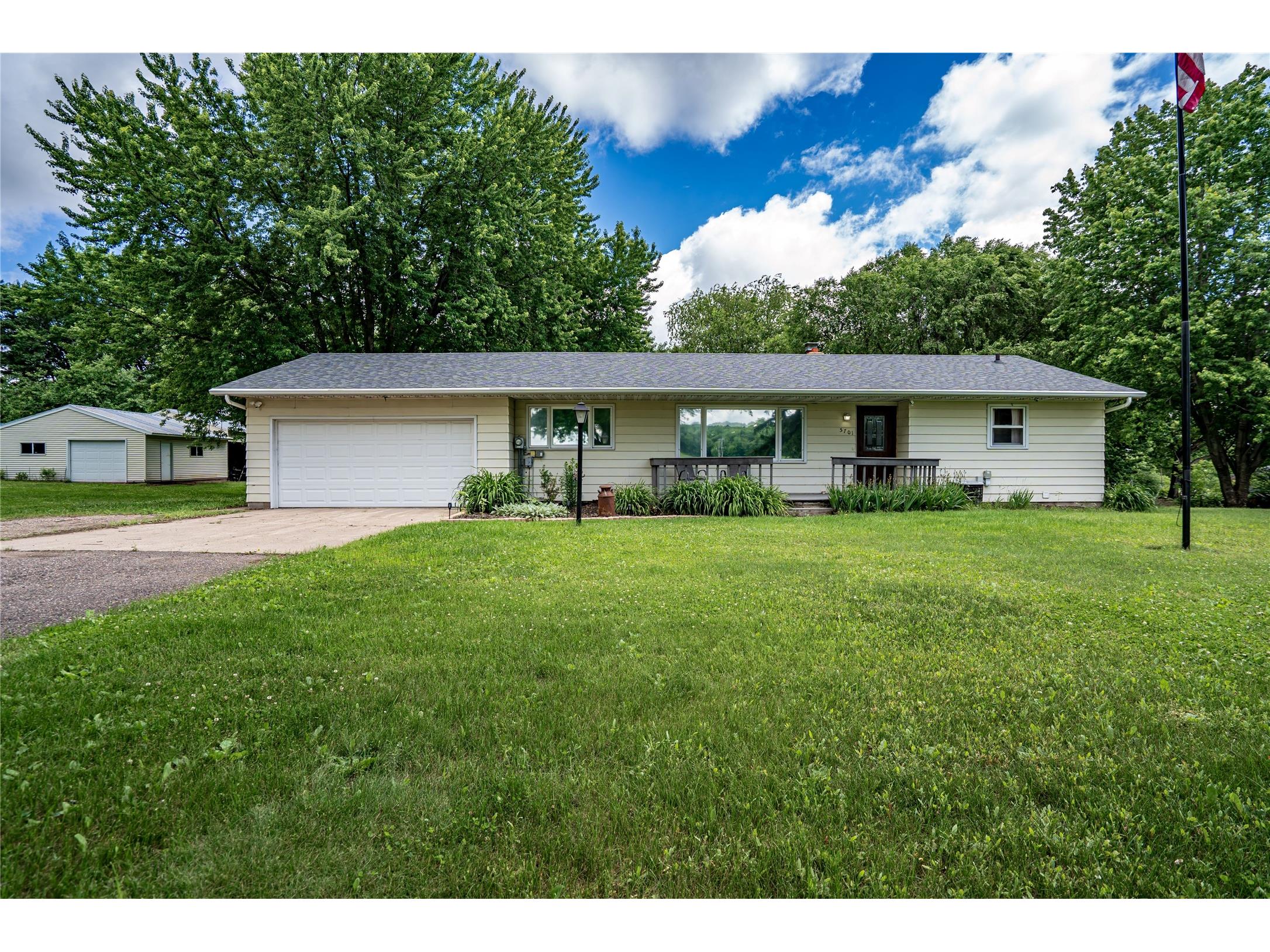 5701 Us Highway 53 Eau Claire WI 54701 1602545 image1