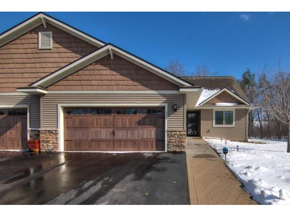 571 Blue Karner Drive Altoona WI 54720 1580514 image1