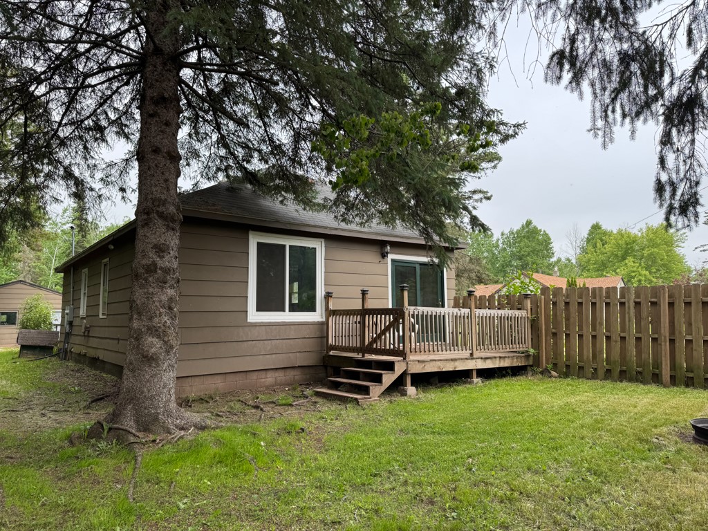 5911 E Pleasant Avenue South Range WI 54874 1592894 image1