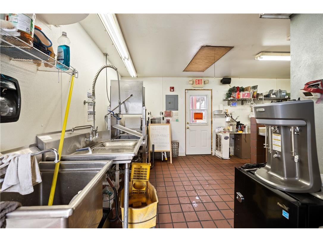 600 N Main Street Alma WI 54610 1598498 image17