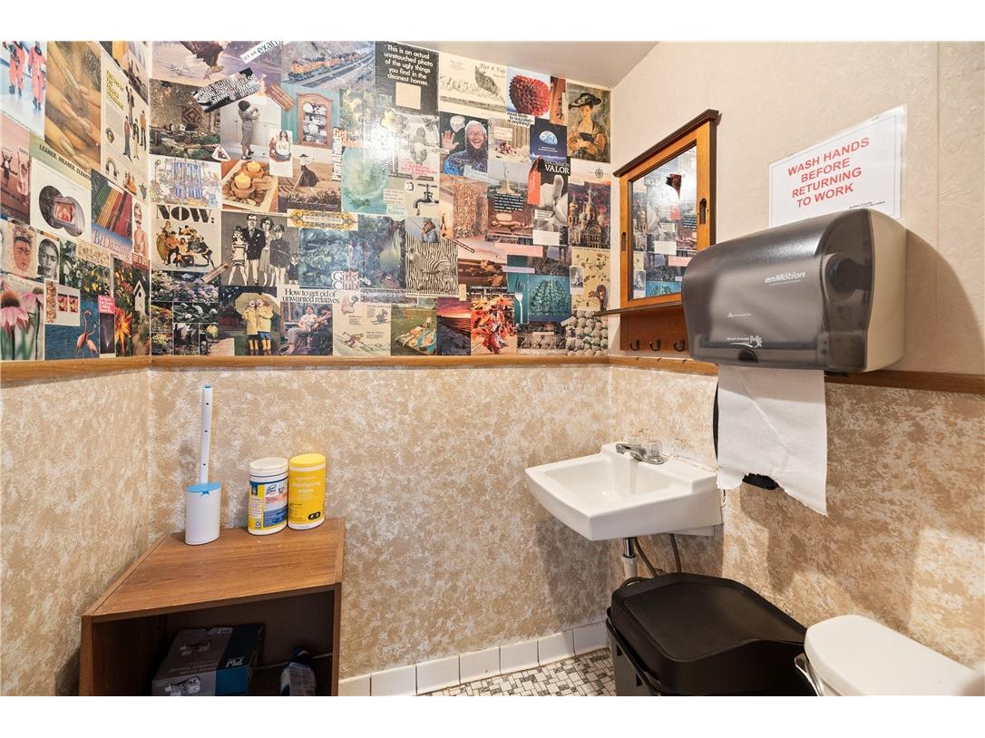 600 N Main Street Alma WI 54610 1598498 image23