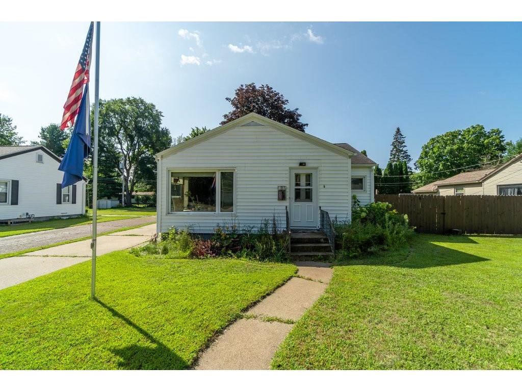 602 20th Avenue W Menomonie WI 54751 1585166 image1