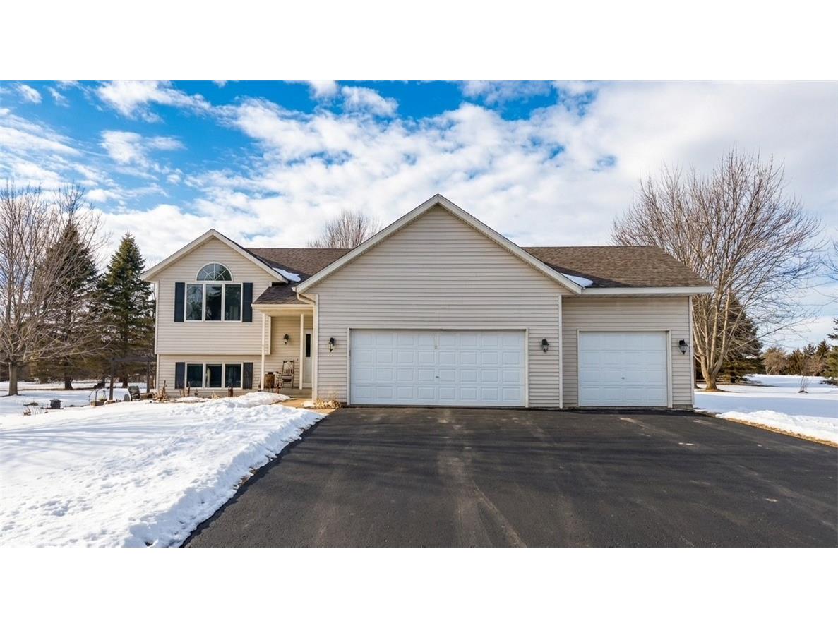 602 Summerfield Circle Hudson WI 54016 1598343 image1