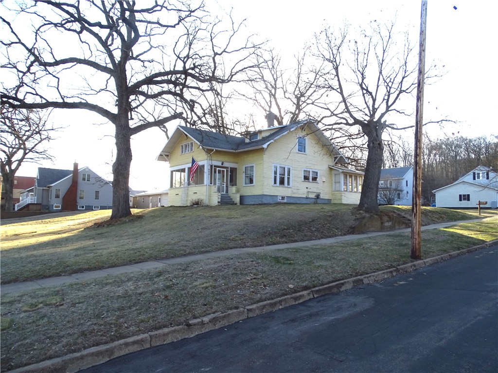 604 5th Avenue E Durand WI 54736 1590191 image1