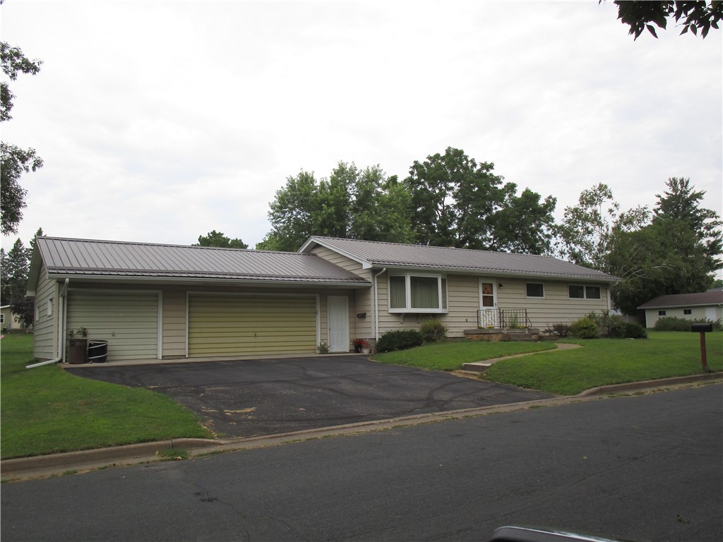 604 E 10th Street S Ladysmith WI 54848 1594371 image1