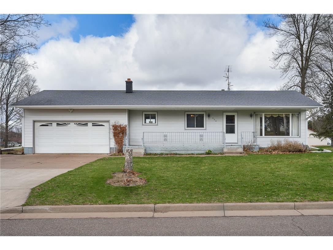 604 Osborne Cornell WI 54732 1590865 image1