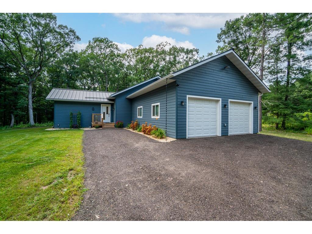 6040 Sandstone Road Eau Claire WI 54701 1575688 image1