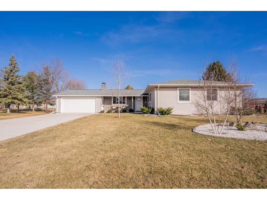 605 S Jackson Street Thorp WI 54771 1580024 image1