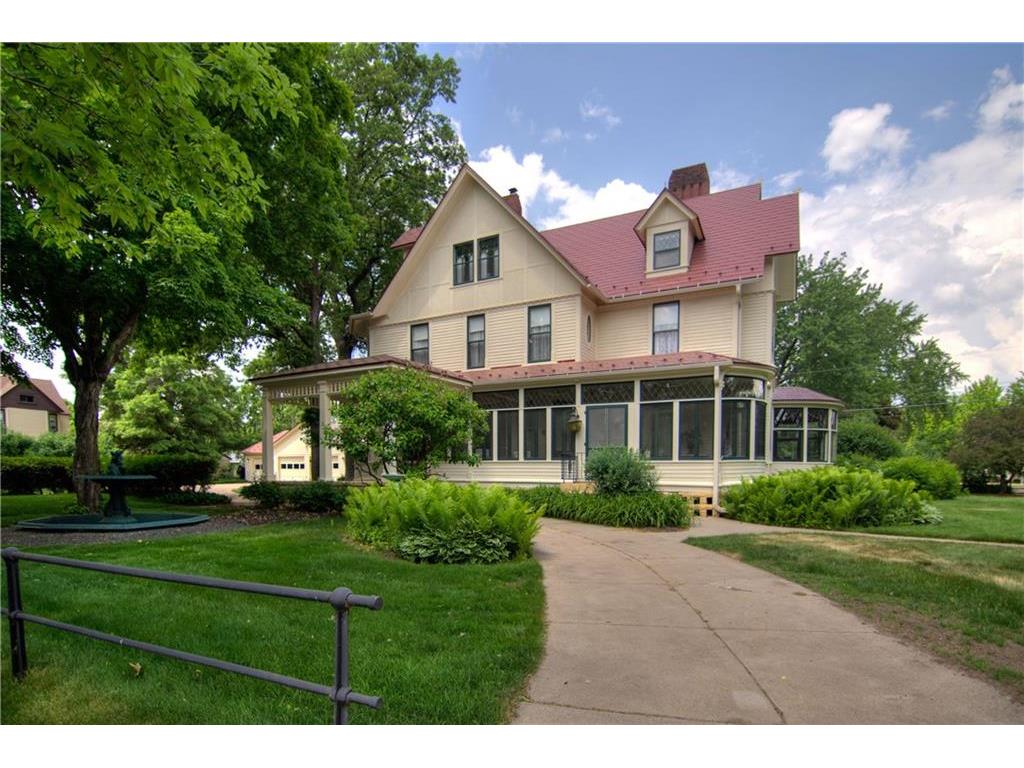 606 Superior Street Chippewa Falls WI 54729 1574900 image1