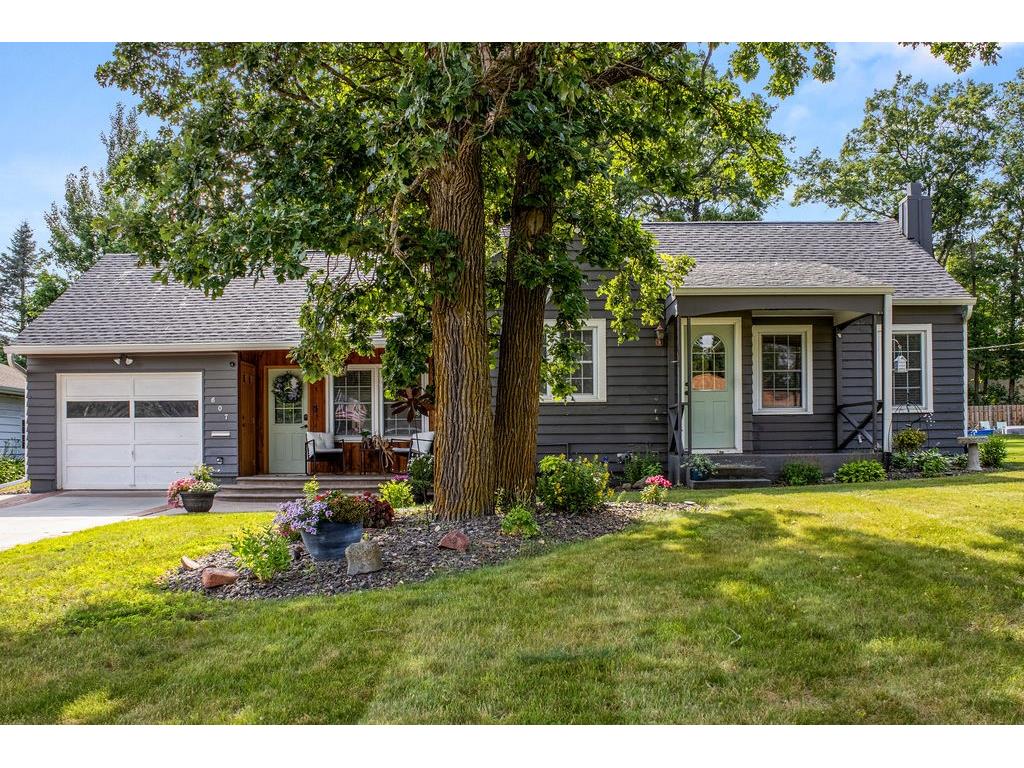 607 College Street Spooner WI 54801 1593628 image3