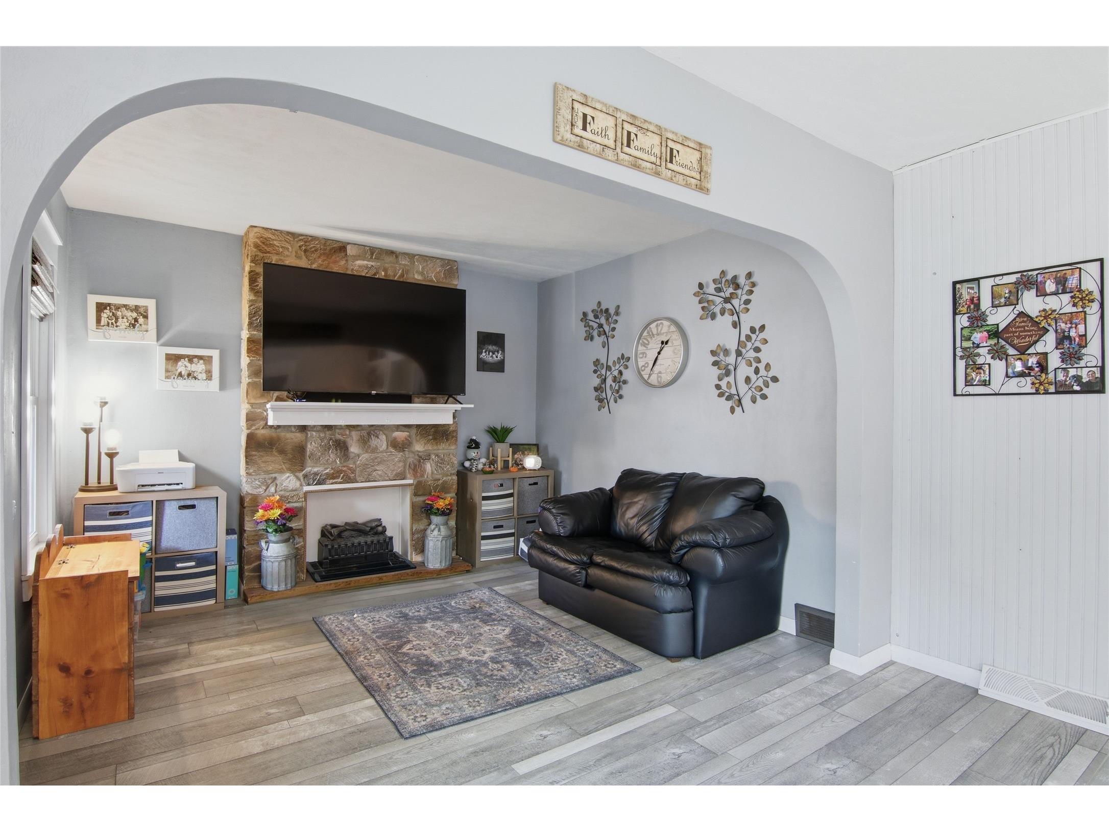 609 Morningside Drive Eau Claire WI 54703 1601068 image3