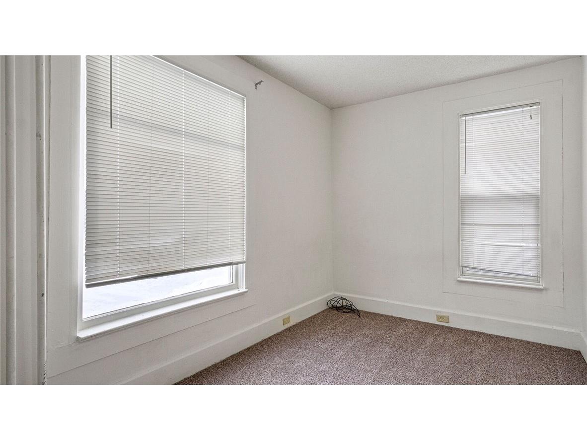 609 S Dewey Street Eau Claire WI 54701 1597353 image19