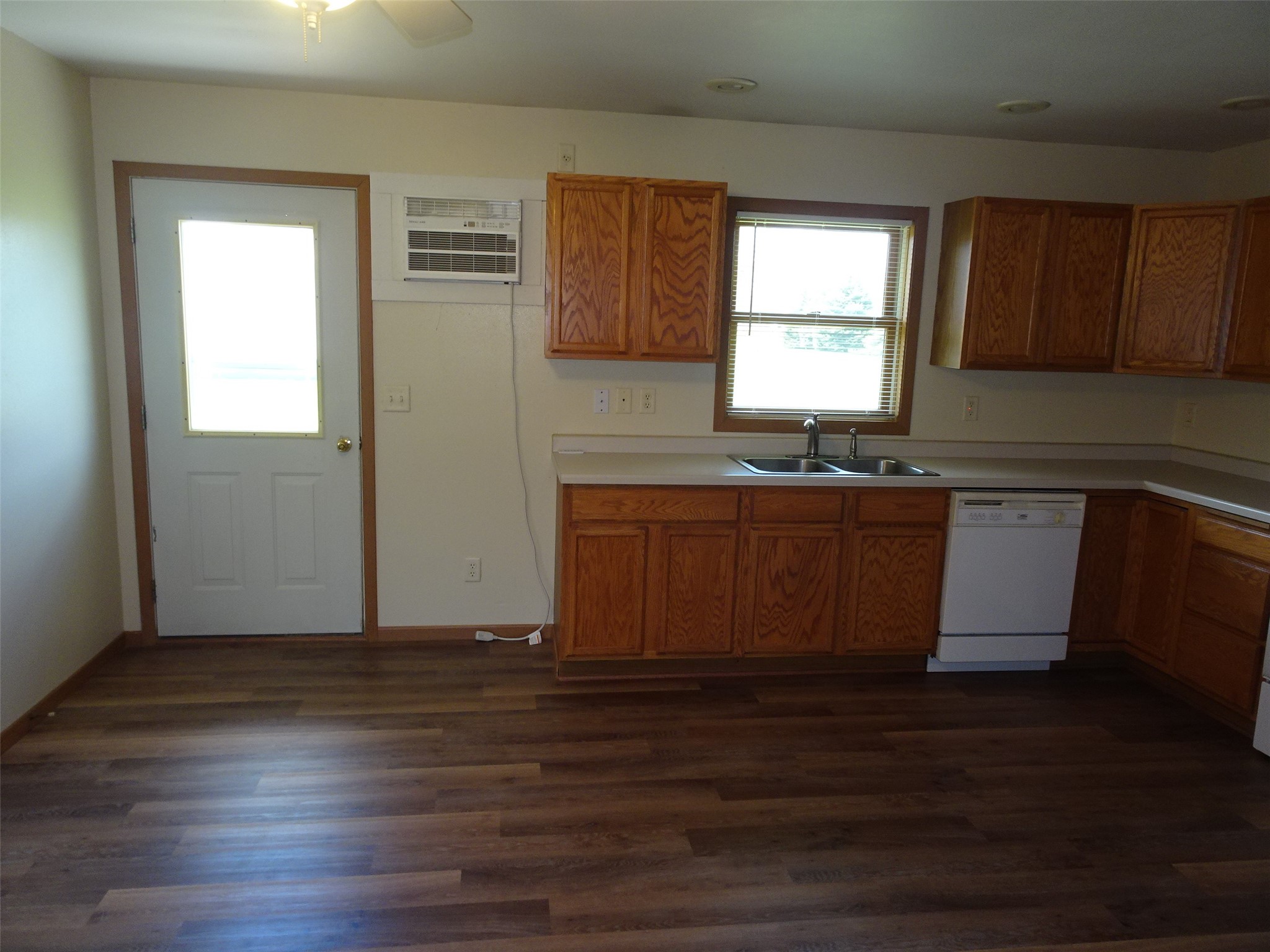 609 Washington Street Almena WI 54805 1601177 image10