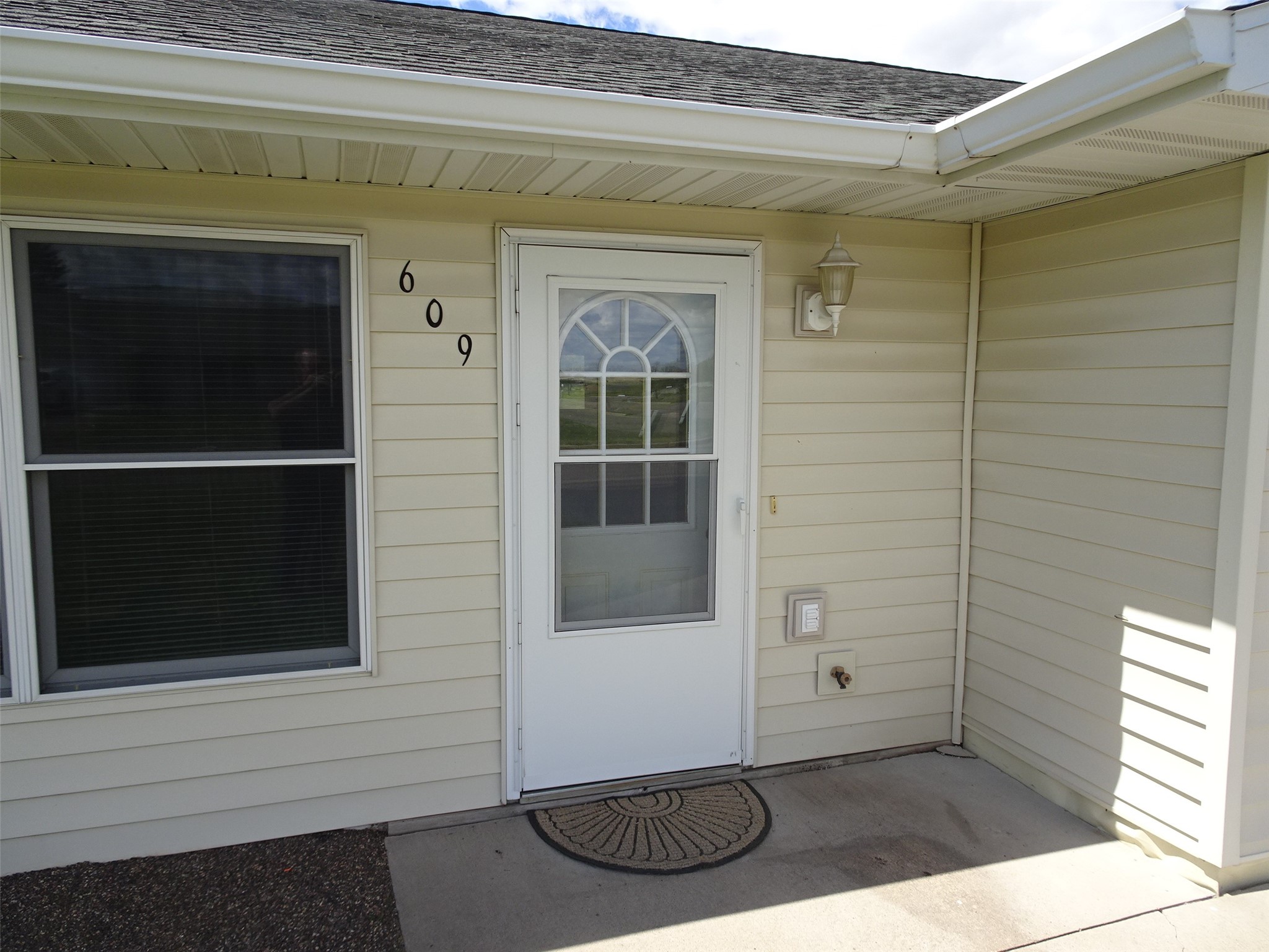 609 Washington Street Almena WI 54805 1601177 image5