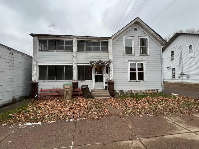 610 N Bridge Street #2 Chippewa Falls WI 54729 1578595 image1