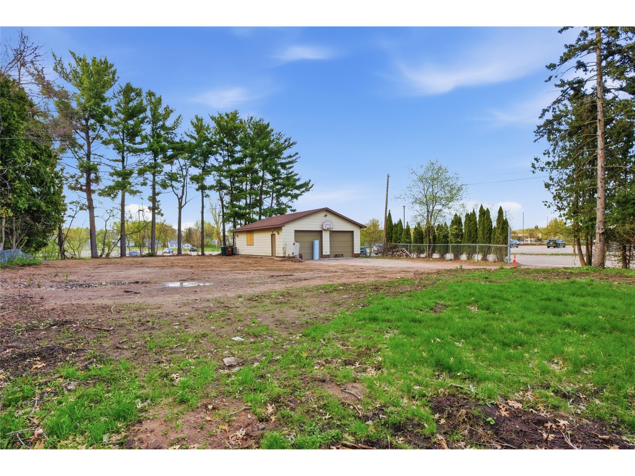 610 Randall Street Eau Claire WI 54703 - HALFMOON LAKE 1600655 image3