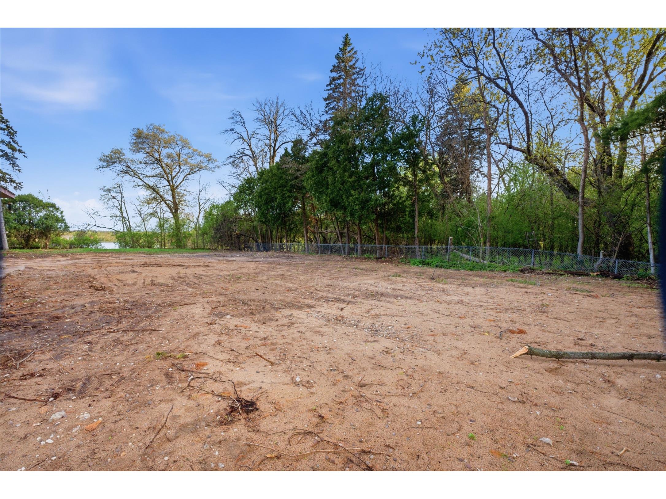 610 Randall Street Eau Claire WI 54703 - HALFMOON LAKE 1600659 image11