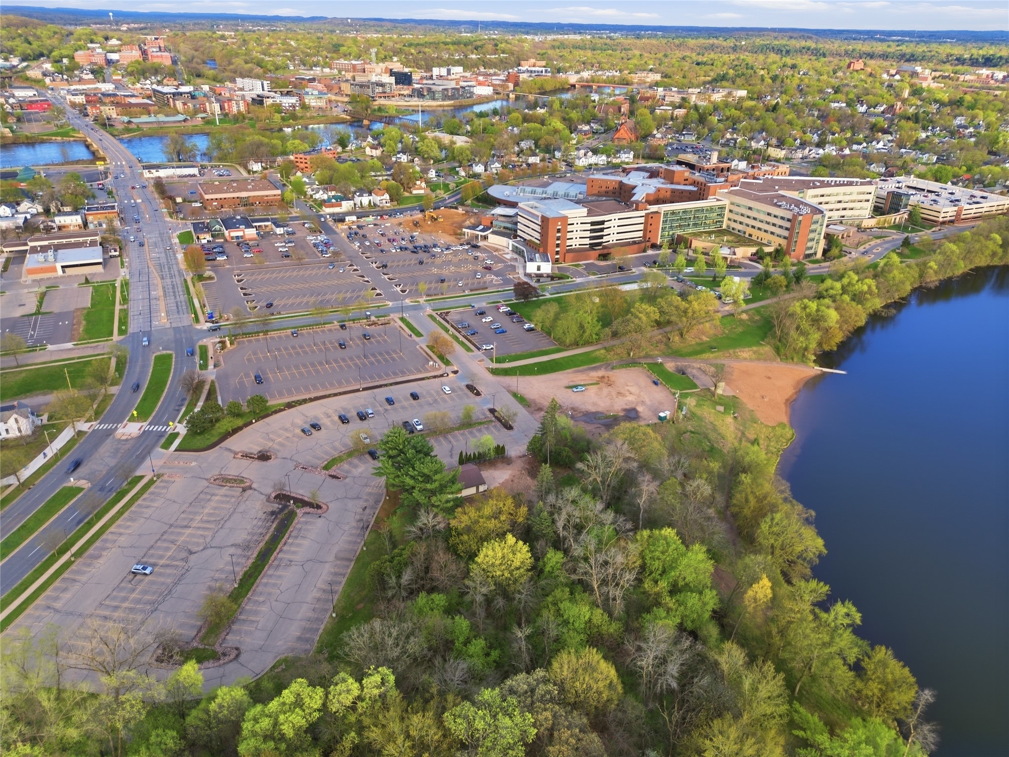 610 Randall Street Eau Claire WI 54703 - HALFMOON LAKE 1600659 image7