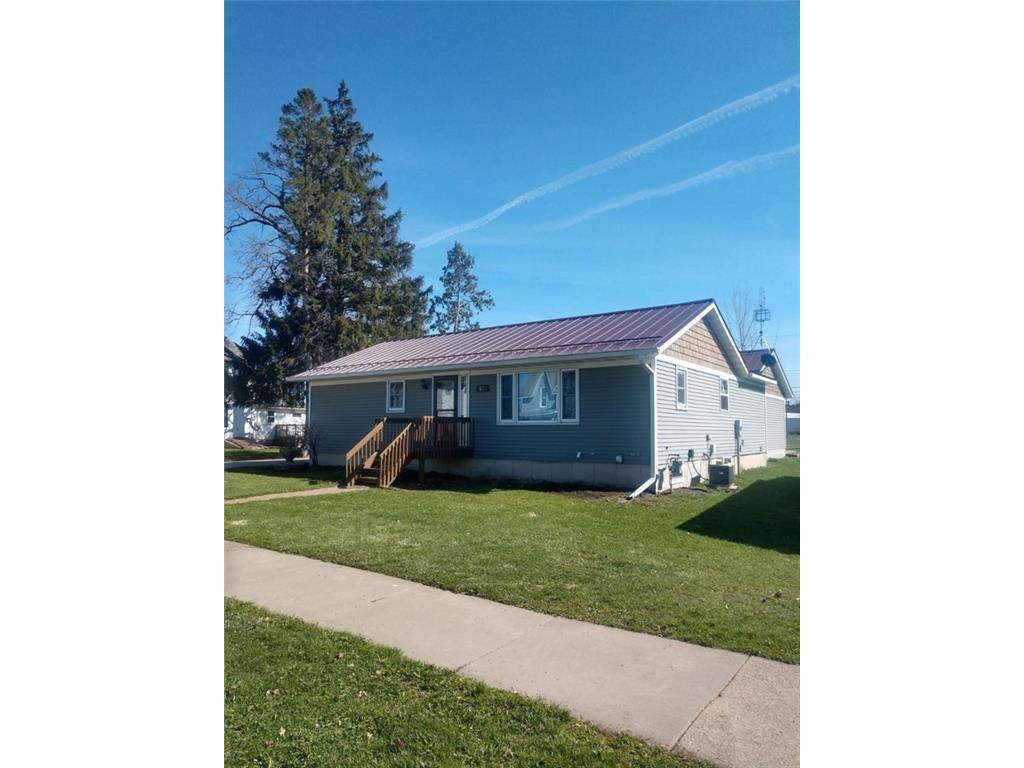 610 W Brown Street Augusta WI 54722 1572623 image1