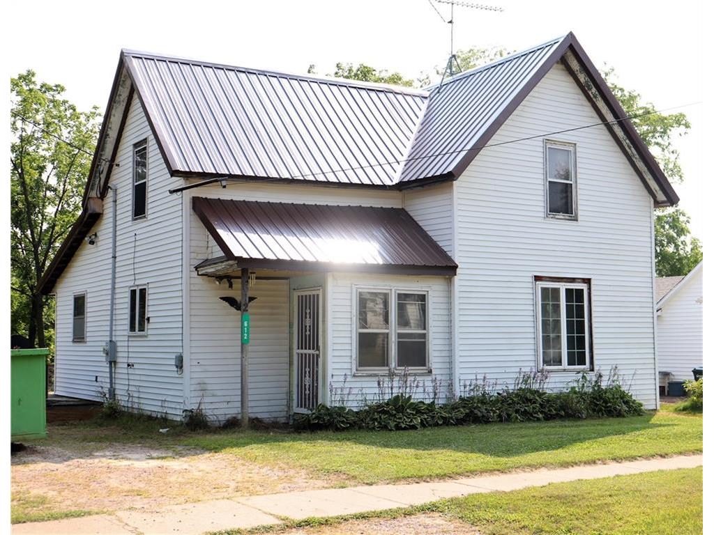 612 Hudson Street, Augusta, WI, 54722 MLS 1556771 Edina Realty