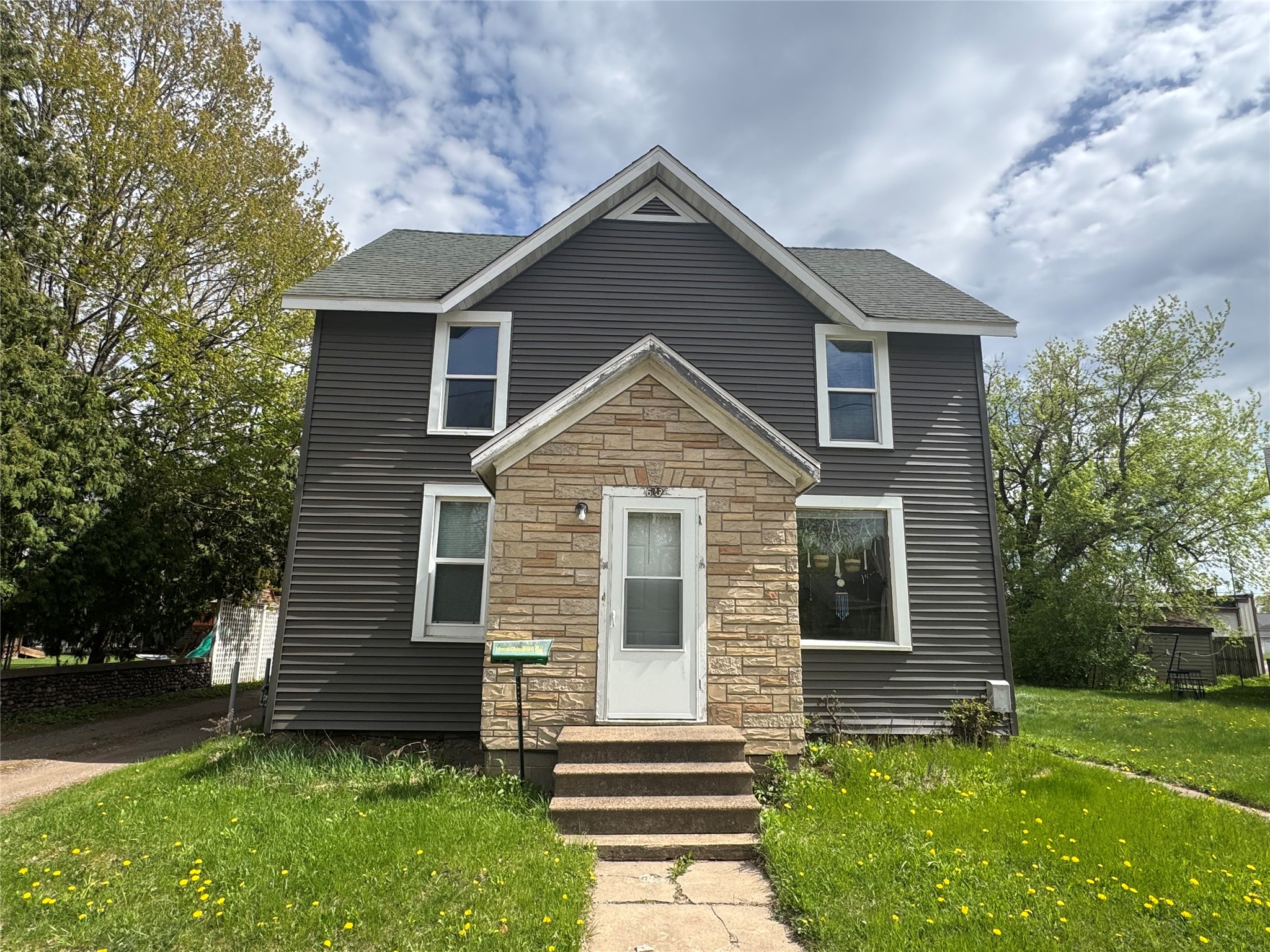 613-613 1/2 E Grand Avenue #1-2 Chippewa Falls WI 54729 1600949 image1
