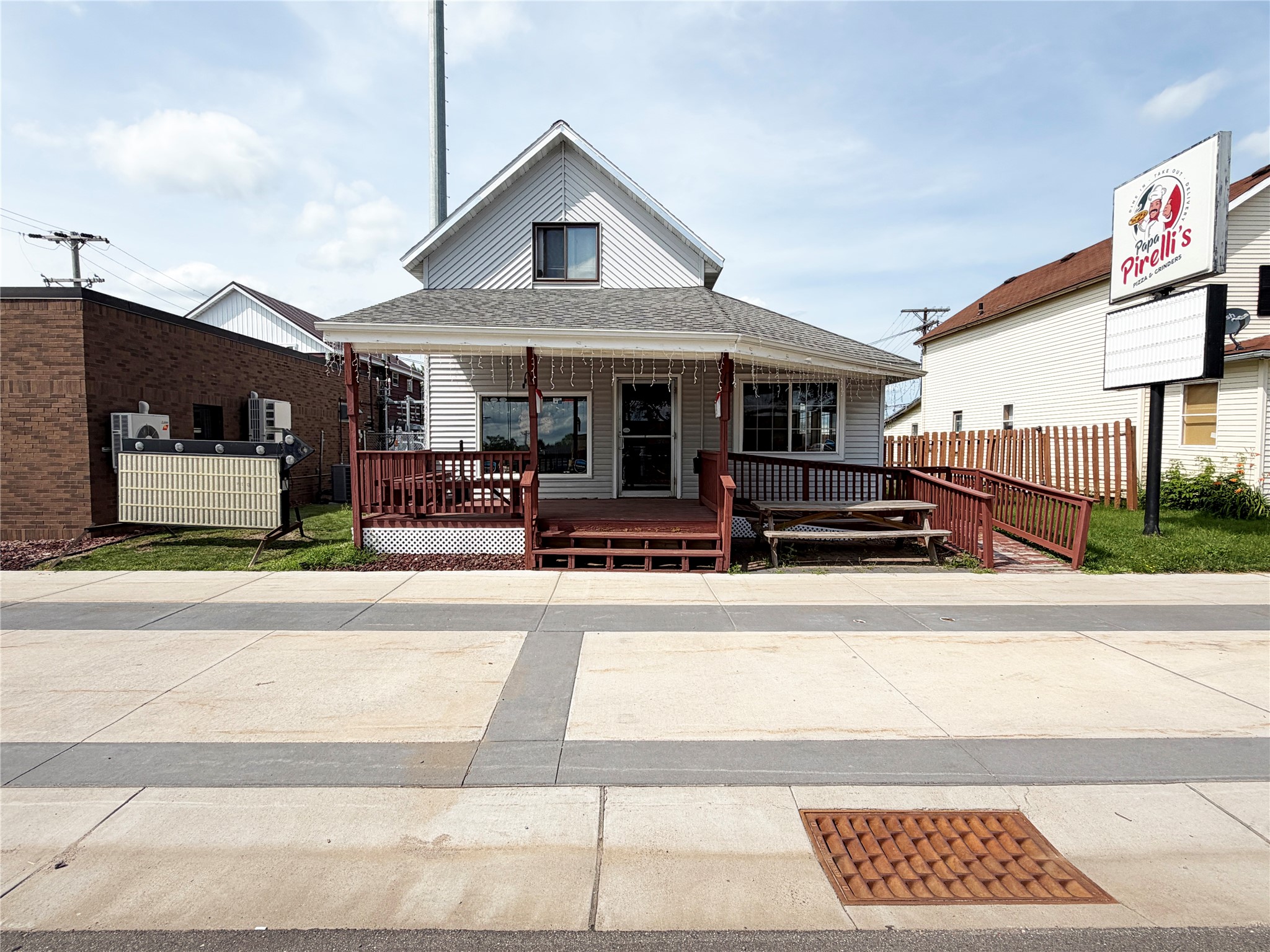 613 E La Salle Avenue Barron WI 54812 1602556 image1