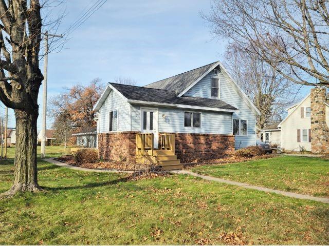 613 S 4th Street Luck WI 54853 1560315 image1