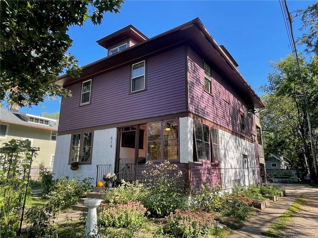 614 11th Street Menomonie WI 54751 1577113 image1