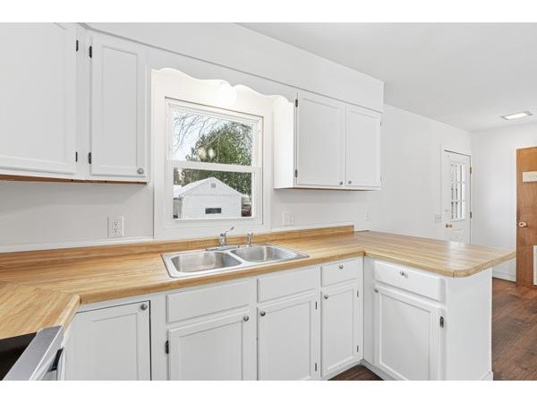 614 Maple Street Chippewa Falls WI 54729 1597405 image13